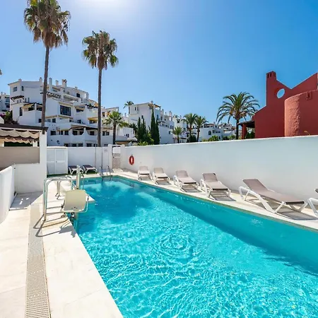 Ivy Residences Puerto Banus 3 Bed Apt *